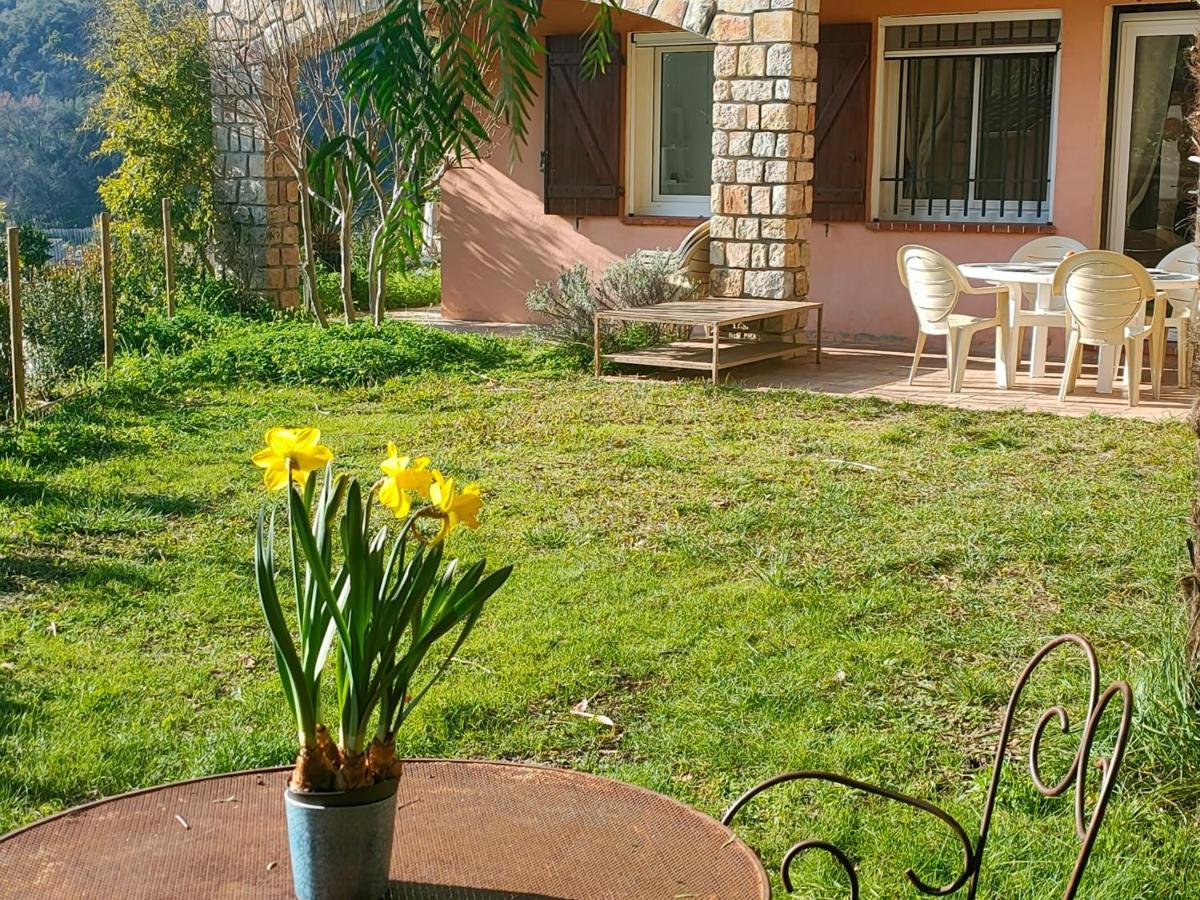 Un Brin De Paille Villa กาญเนอ-ซูร์-แมร์ ภายนอก รูปภาพ