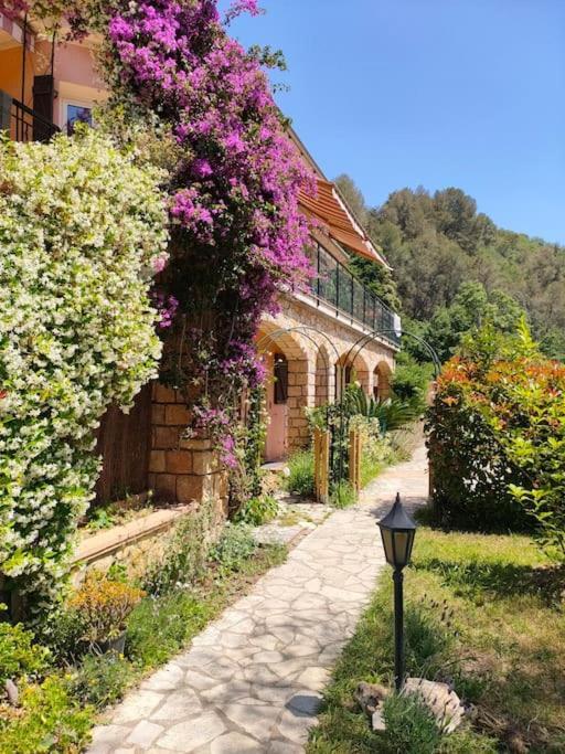Un Brin De Paille Villa กาญเนอ-ซูร์-แมร์ ภายนอก รูปภาพ