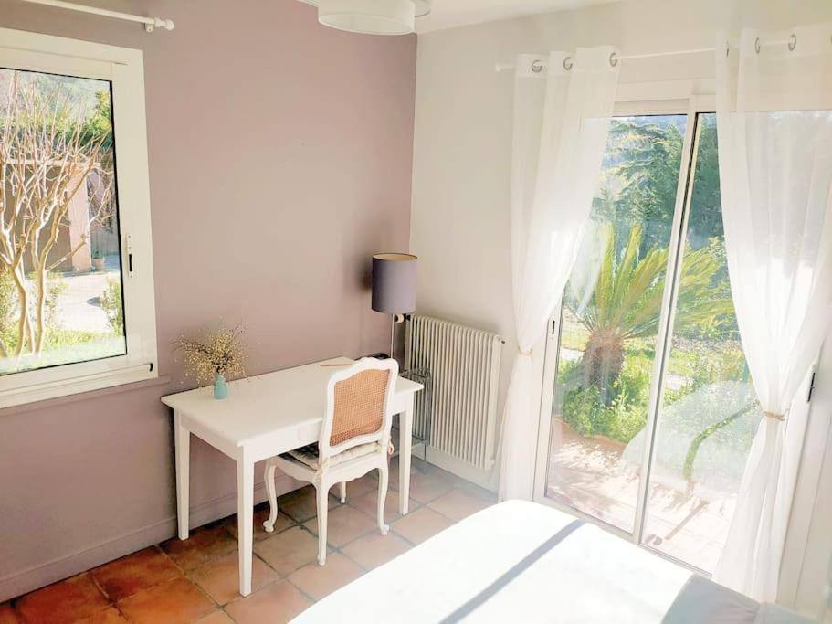Un Brin De Paille Villa กาญเนอ-ซูร์-แมร์ ห้อง รูปภาพ